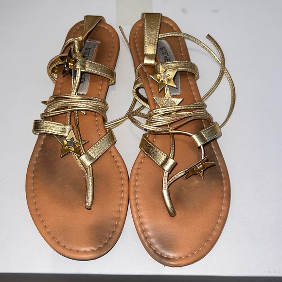 Gold Flats with Stars, Wrap-around Straps - Picture 2 of 9